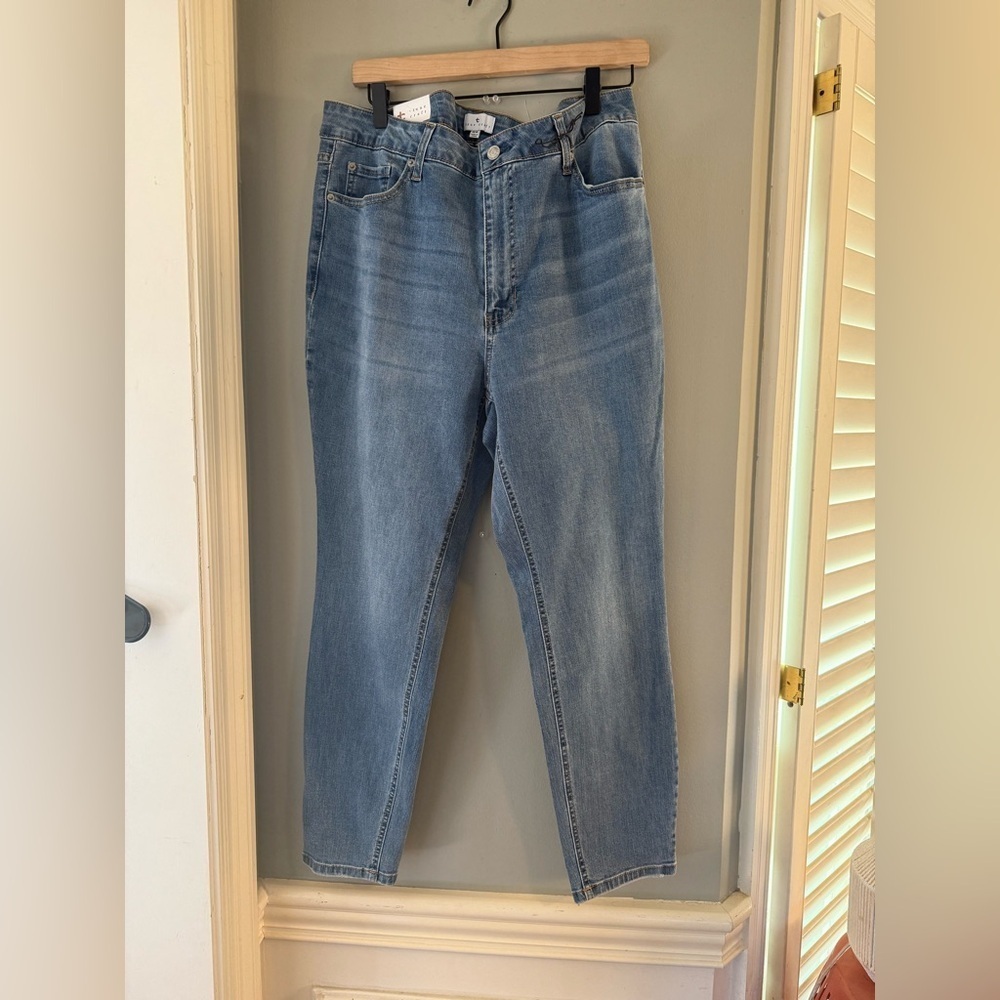 NWT True Craft Women's High Rise Jeans - Blue